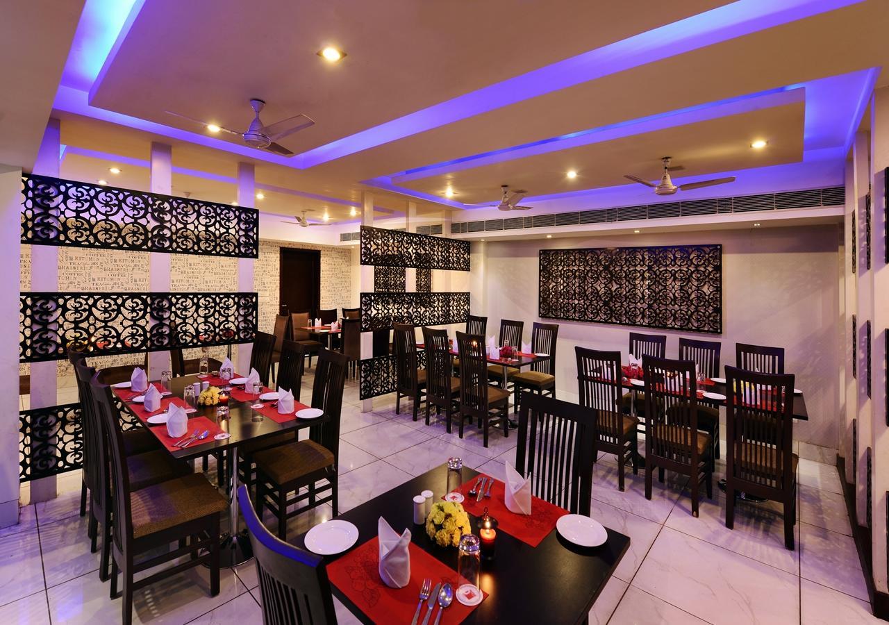 M B Greens Clarks Inn Moradabad Bagian luar foto